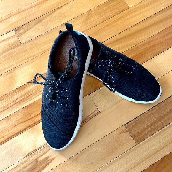 The perfect casual shoe! - Picture 2 of 2